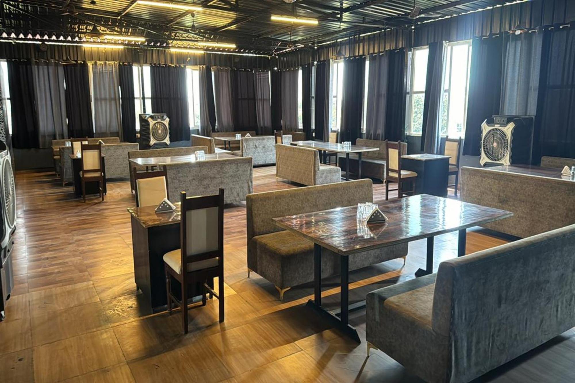 Hotel Eagle Inn Udaipur Kültér fotó