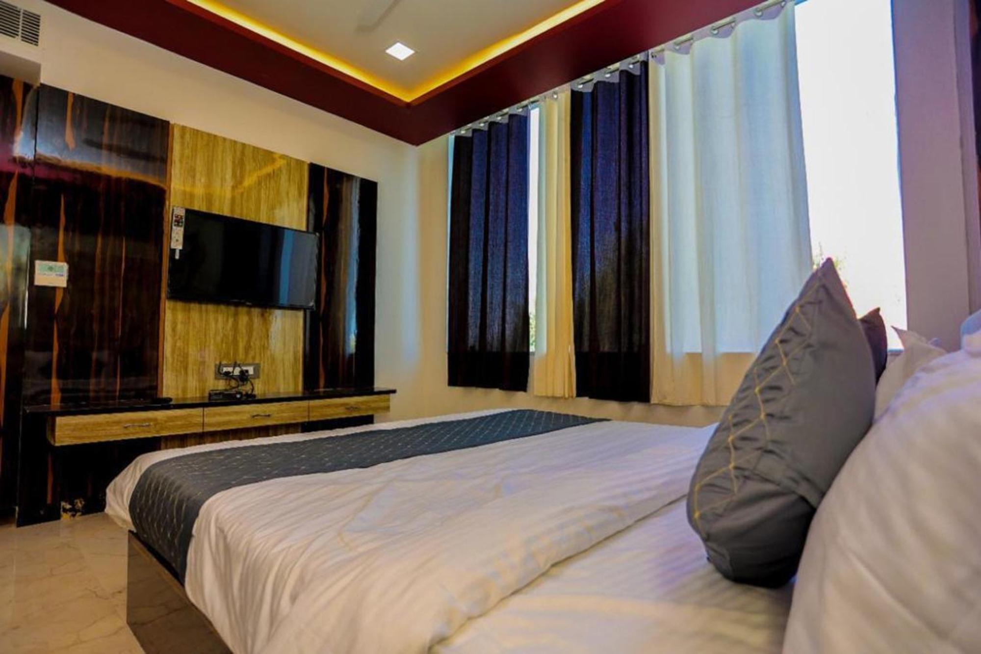 Hotel Eagle Inn Udaipur Kültér fotó